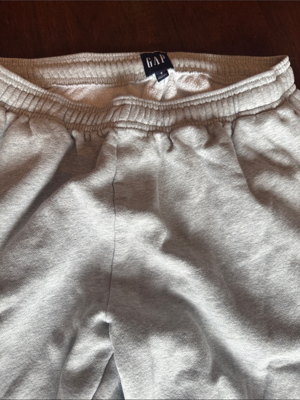 GAP men’s Light Gray Sweat Joggers